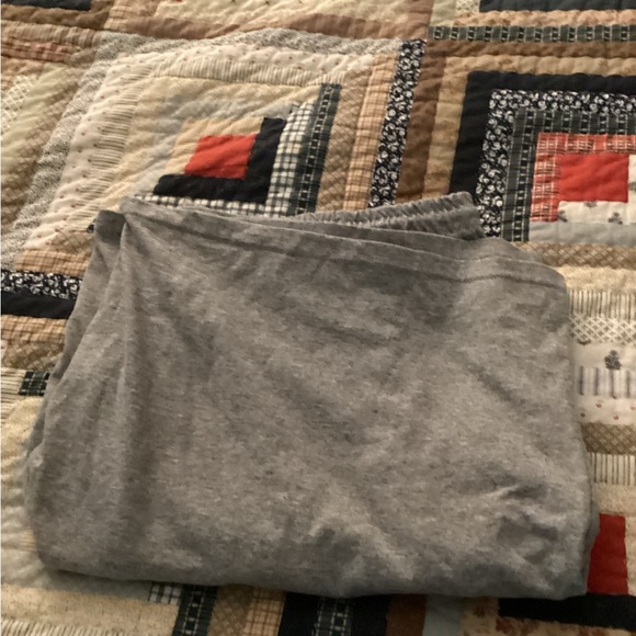 Shorts - Picture 2 of 4